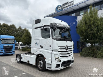 Autres camions Mercedes