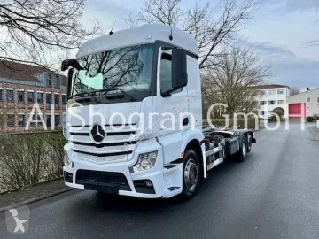 Camion polybenne Mercedes