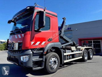 Camion polybenne Mercedes