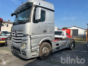 Tracteur Mercedes