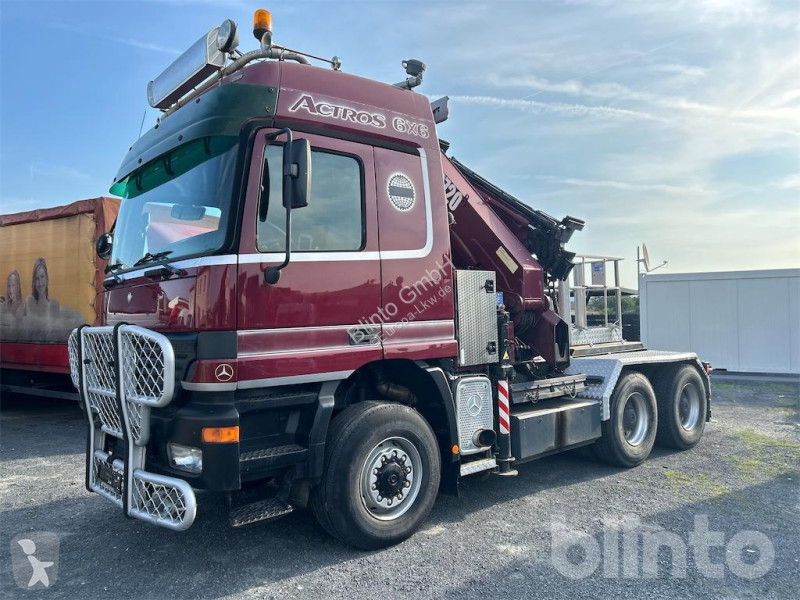 Tracteur Mercedes 3348