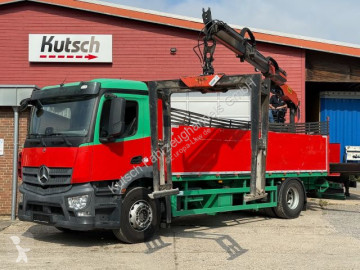 Camion plateau ridelles Mercedes