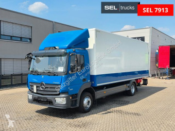 Camion fourgon Mercedes