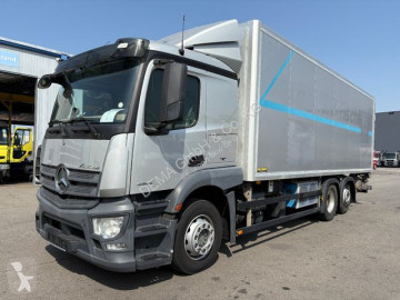 Camion frigo Mercedes