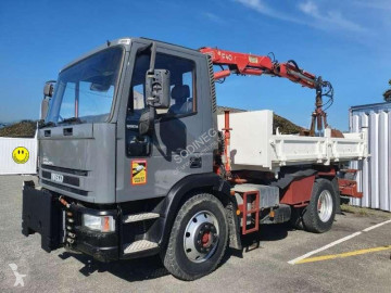 Camion Iveco Tector GRUE TECTOR 130E18