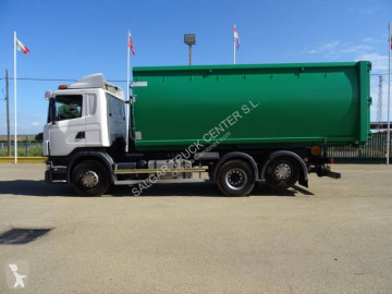 Camion grue Scania
