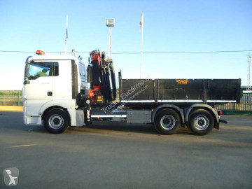 Camion plateau MAN
