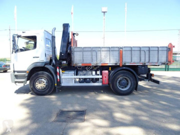 Camion grue Mercedes