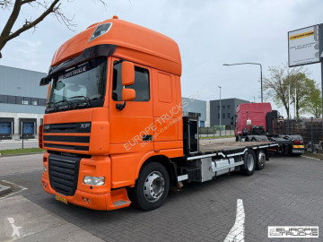 Camion plateau DAF