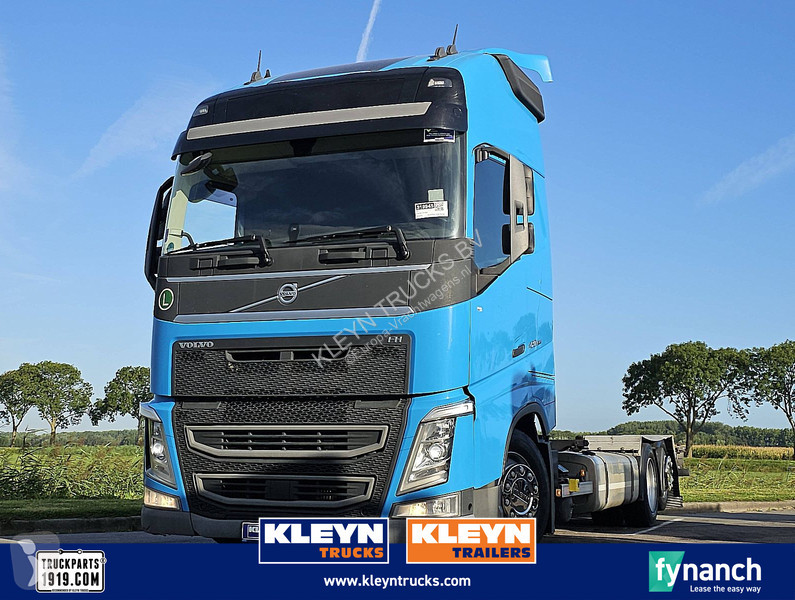 Camión Volvo FH XL XENON WB490