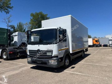 Camion fourgon Mercedes
