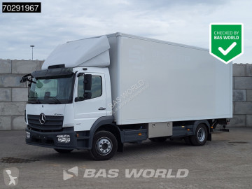 Camion fourgon Mercedes