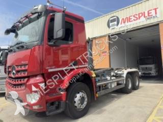 Camion polybenne Mercedes