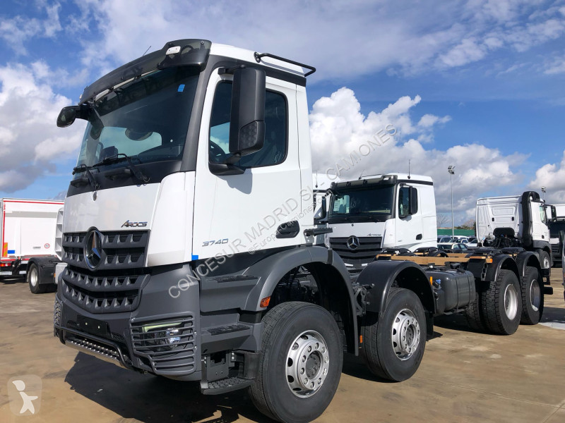 Camión Mercedes 3740 B 8X4