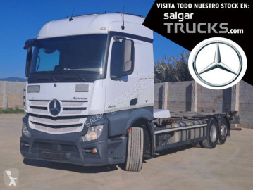 Camion porte containers Mercedes