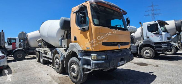 Camion béton toupie / Malaxeur Renault