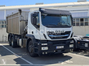 Camion benne Iveco