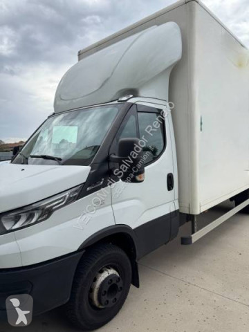 Camion fourgon Iveco