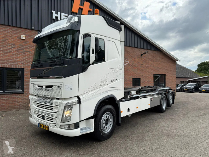Kamion Volvo FH 6X2 VDL 25T Haakarm Standairco...