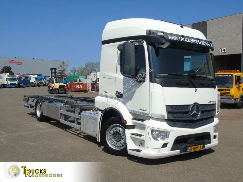 Camion Mercedes 1924 + lift + euro 6
