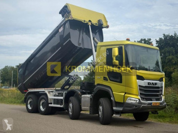 Camion benne DAF