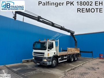 Camion grue DAF