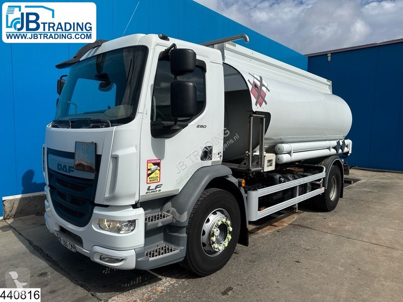 Camión DAF 280 EURO 6, Manual, 13,390 litres, 5...