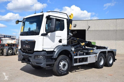 Camion polybenne MAN