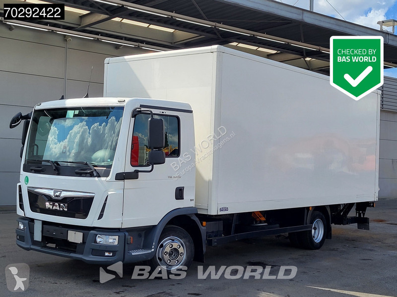 Kamion MAN 8.190 4X2 1000kg Ladebordwand Manual...