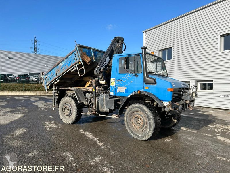 Camion Mercedes UNIMOG