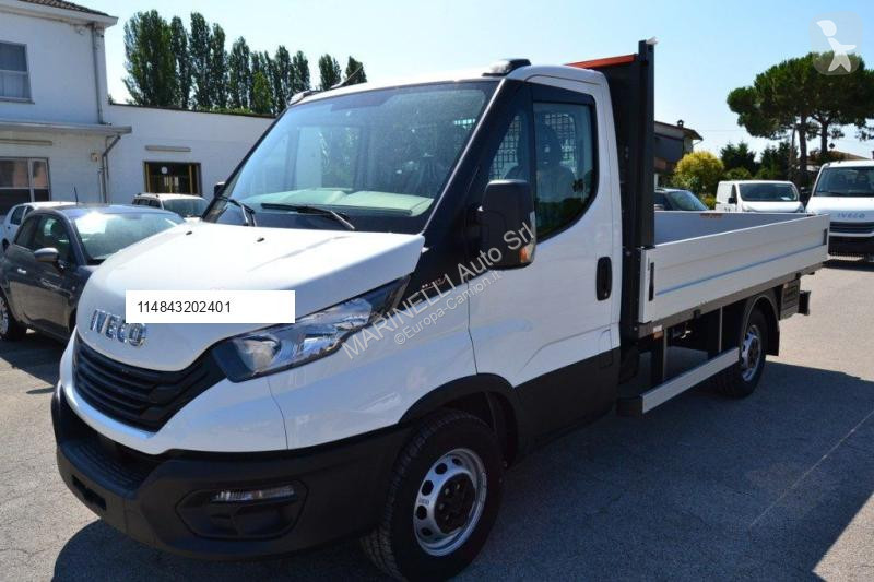 Furgoneta Iveco P.CONSEGNA 35S14 2.3 HPT PM...