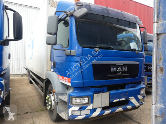 Camion MAN TGM