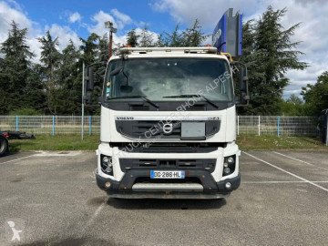 Camion polybenne Volvo