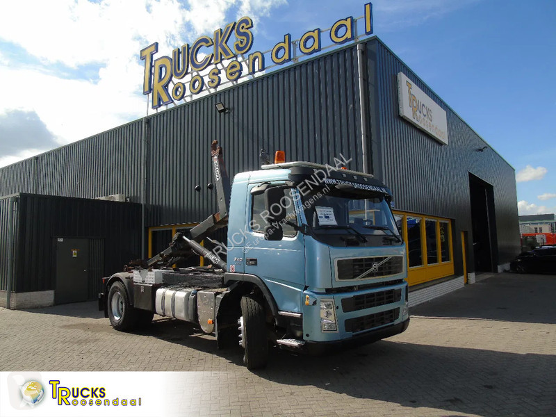 Camion Volvo 340 + MANUAL + 19T