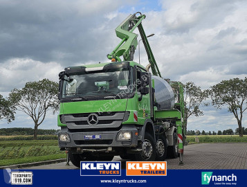 Kamion beton míchačka + čerpadlo Mercedes