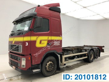 Camion sasiu Volvo