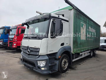 Mercedes tarp truck