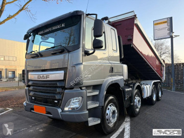 Camión volquete DAF