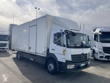Camión furgón paredes contrachapado Mercedes