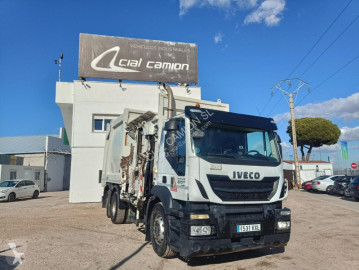 Śmieciarka Iveco