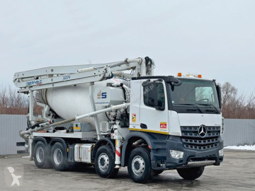 Camión bomba de hormigón Mercedes