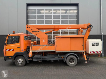 Mercedes814