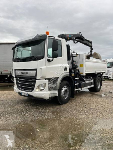 Camión DAF CF75 300