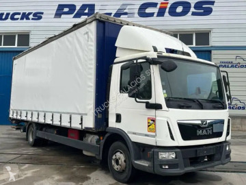 Camión tautliner (lonas correderas) MAN