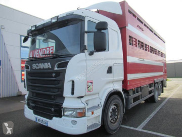 Camión para ganado bovino Scania