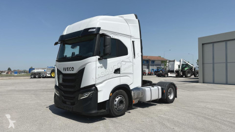 Камион Iveco S-WAY 490 4x2