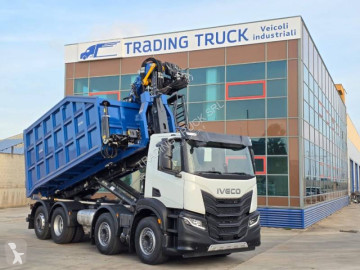 Lastbil polyvagn Iveco ny