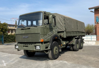 Камион шпригли Iveco