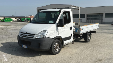 Камион шпригли Iveco