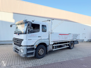 Camion cassone Mercedes